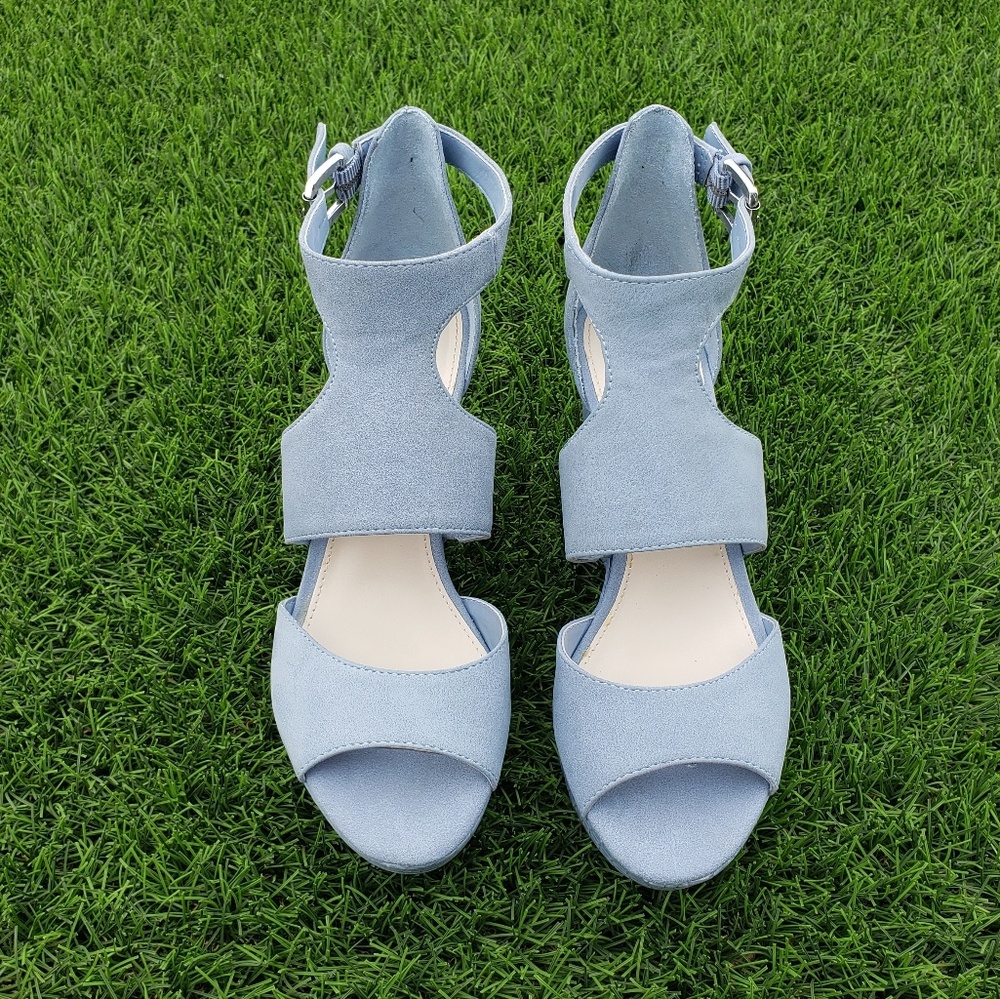 NWT Bar III Sofie Platform Wedge Sandal